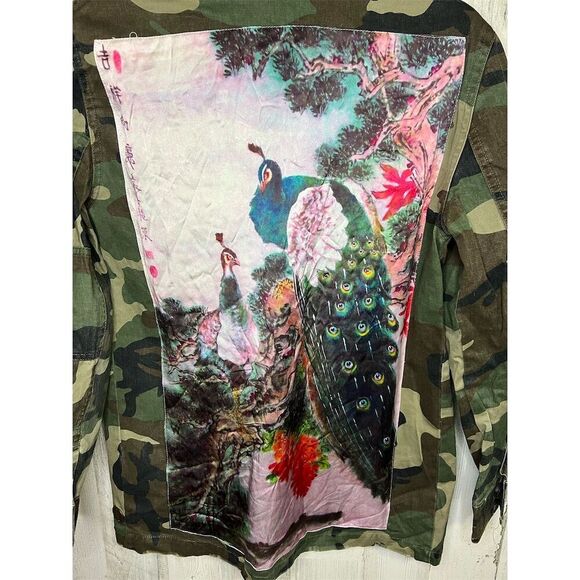 True Religion Military Jacket Camo Peacock Design green black size x small - Picture 7 of 7